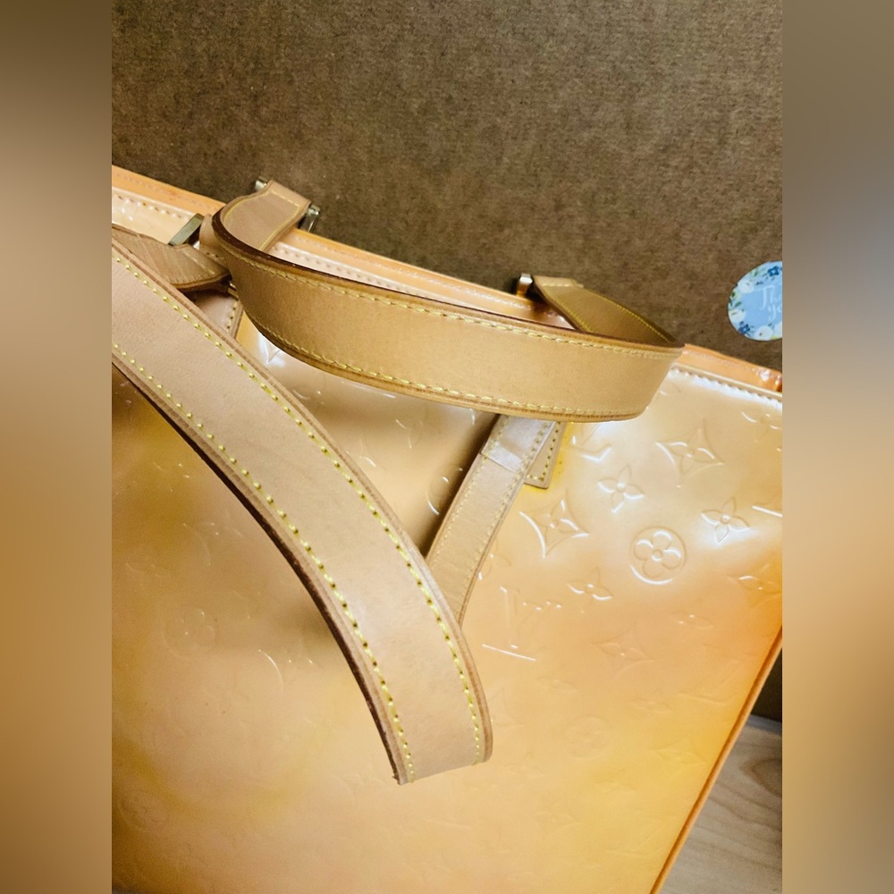 ✅ AUTHENTIC Louis Vuitton Embossed LARGE TOTE - Picture 3 of 14